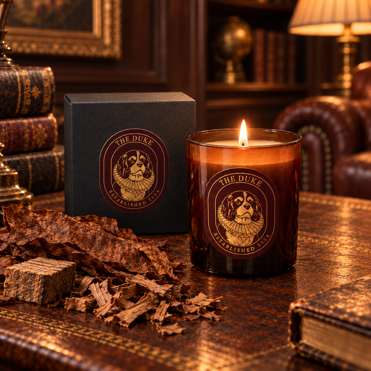 The Duke Tobacco and Timber geurkaars met zwarte geschenkverpakking